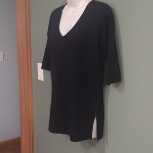 St John Soft Wool Waffle Knit V Neck Sweater Short Sleeve Side Slit Relaxed S